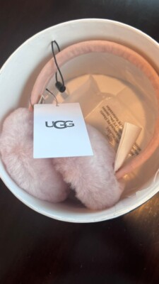 NWT UGG Kids Classic Shearling & Suede Earmuffs, Cloud Pink, One NWT UGG Kids Classic Shearling & Suede Earmuffs, Cloud Pink, One