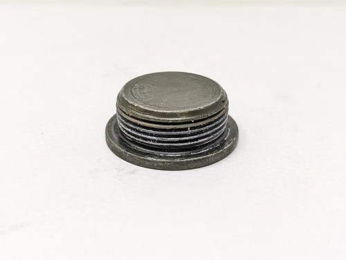 00 Polaris Trail Boss 325 In./Ex. Valve Rocker Arm Shaft Retainer Plug Cap Bolt - Picture 5 of 5