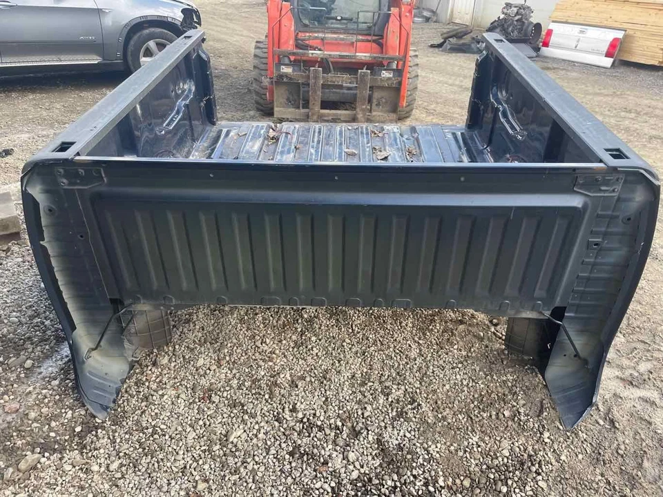 09 NISSAN TITAN Crew Cab PICK UP BOX Scratches Majestic Blue/Code BW9 - Изображение 4 из 4