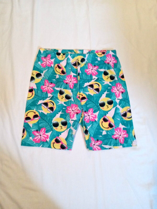 Place Biker Shorts Girls Size 14 Color Green / Hawaiian