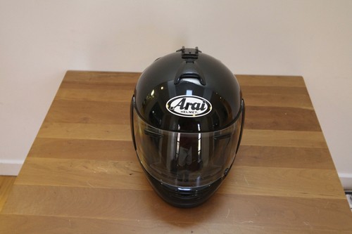 Arai Vector 2 M2010 Small 55-56cm helmet. Extra visor and liner.