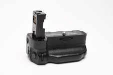 Sony VG-C2EM Vertical battery grip for Sony A7II / A7RII / A7SII, Tested