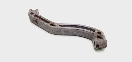 VW PASSAT B5 3B3 Getriebehalter 1K0199359E 1.98 Petrol 110kw 2006 31097527