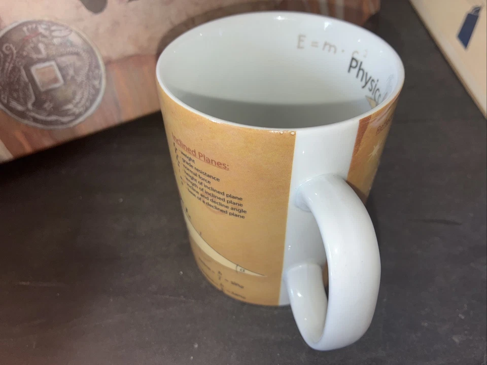 Taza Physics blanca de Konitz 11 oz Foto 3 de 4