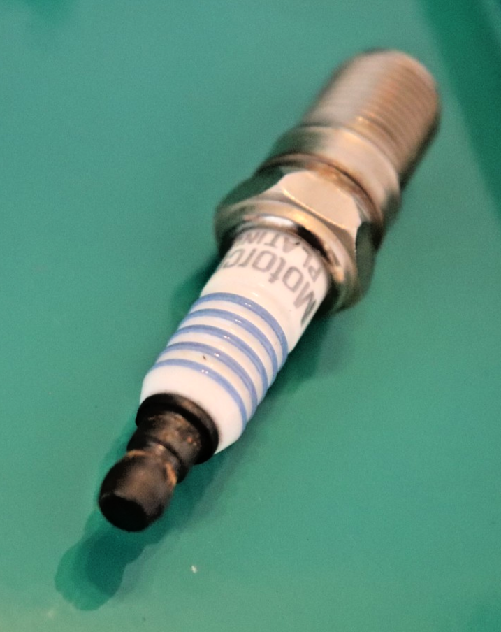 167-1639 Cummins Onan Spark Plug .035 Gap Platinum WSG1068 Ford