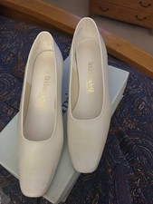 Bridesmaids Brand Dyeables Shoes 9 1/2