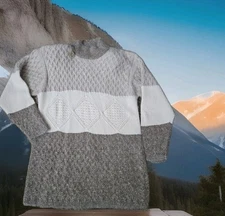 Vtg IB Diffusion Silk/Angora/Lambswool Mock Neck.Supee Soft Cuddly  Sweater Sz M