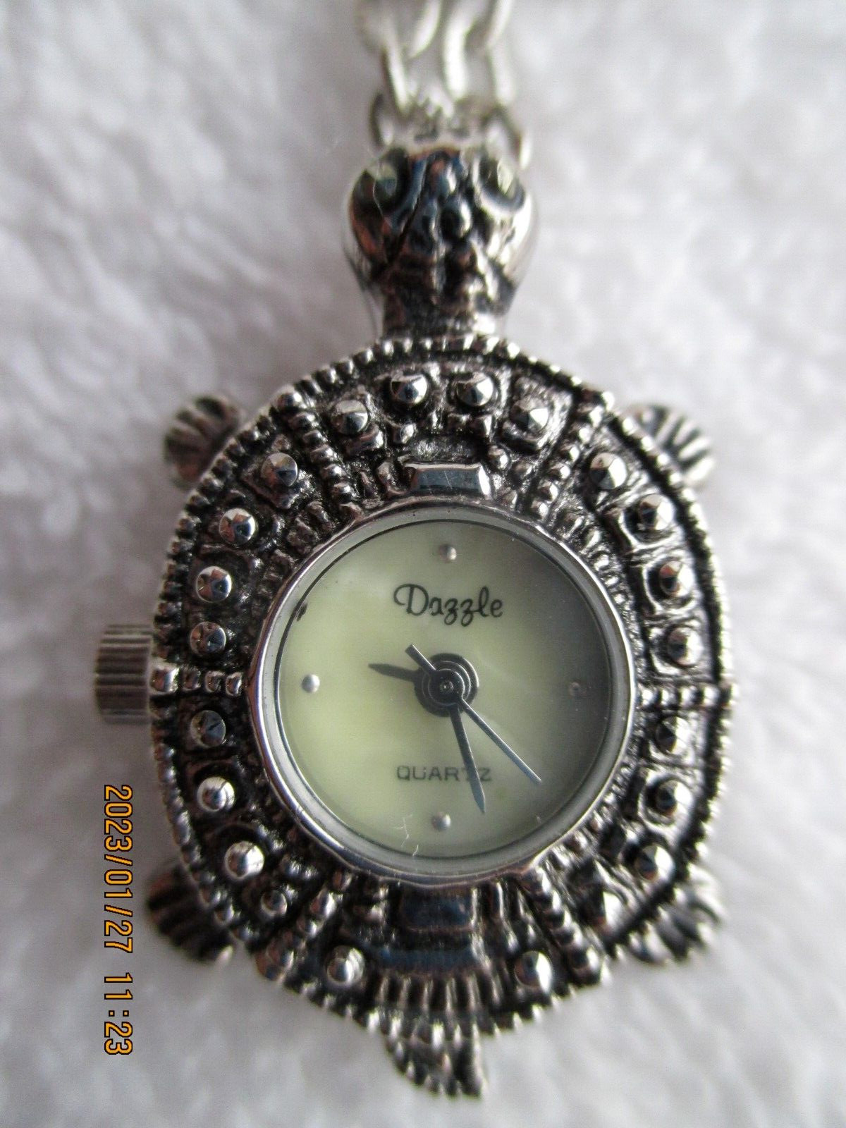 ювелирные изделия Women's Dazzle Quartz Wristwatch