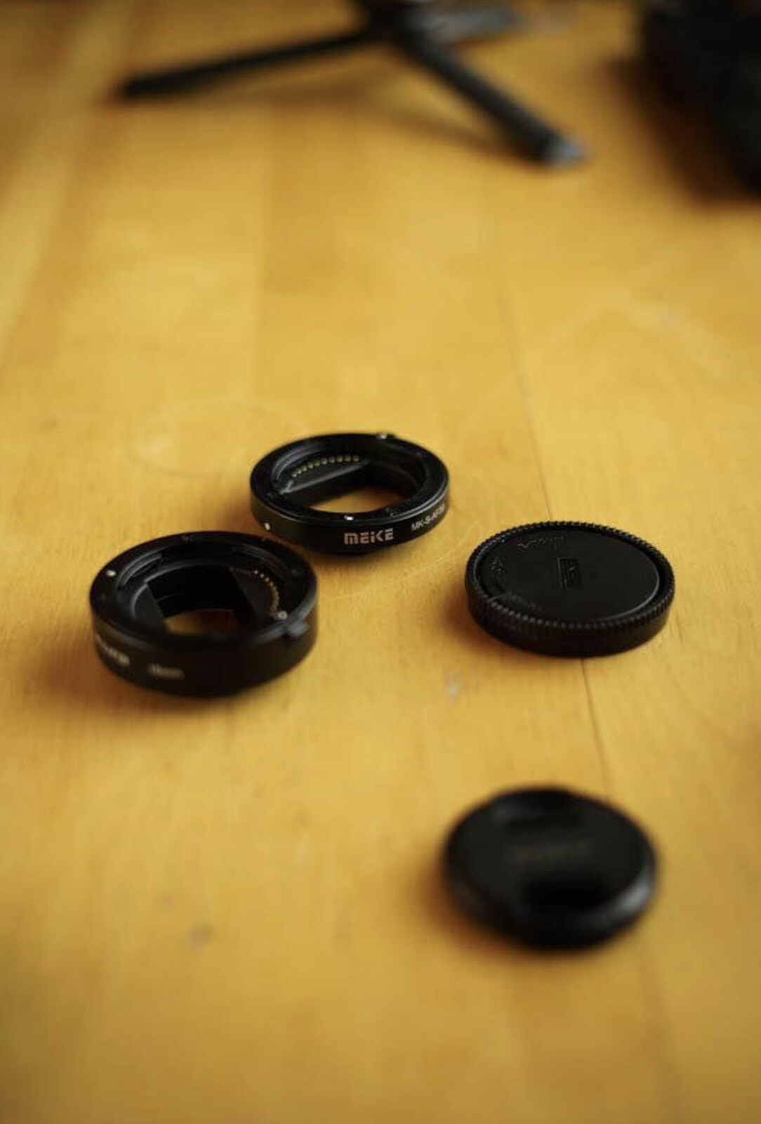 Sony A6100 Mirrorless Camera w/ 55210mm 1650mm Zoom Lens And Macro