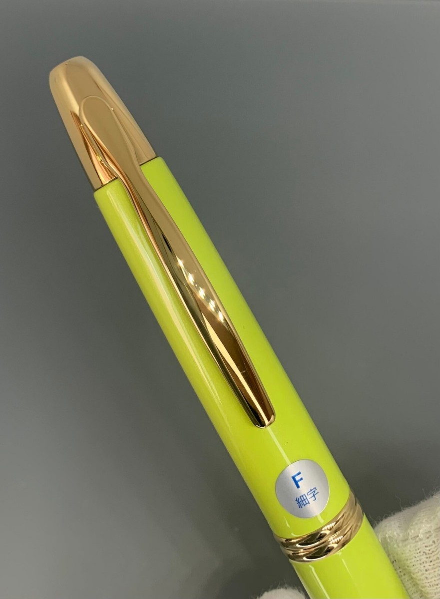 筆記具 PILOT CAPLESS decimo 20Colors Yellow Pen Review: Pilot Capless Decimo — The Gentleman Stationer