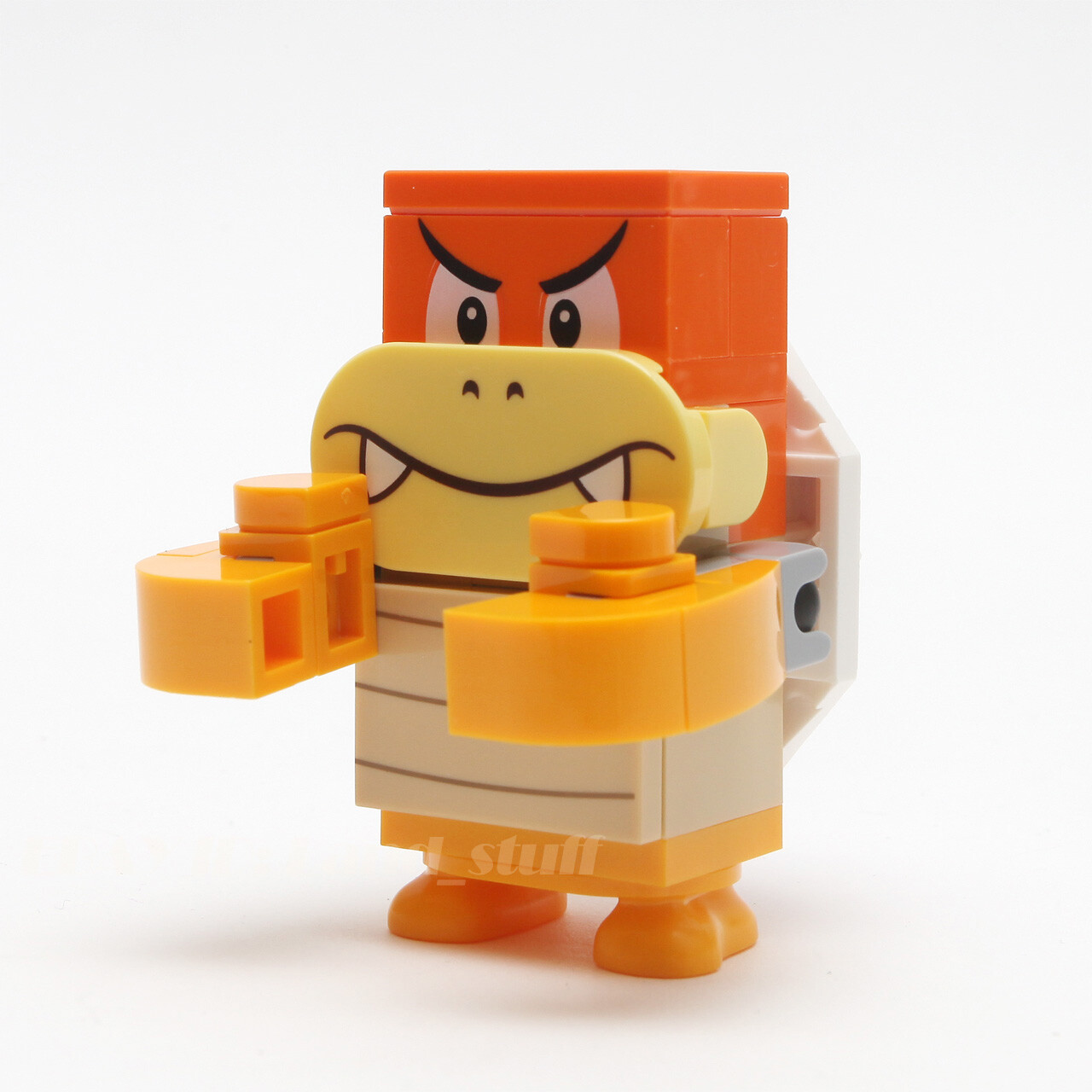 lego-super-mario-starter-course-expansion-minifigure-luigi-peach-6-free