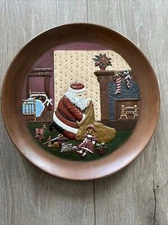 Byron Molds 1984 Christmas Scene Ceramic Plate Wall Hanging 10 1/2" Diameter
