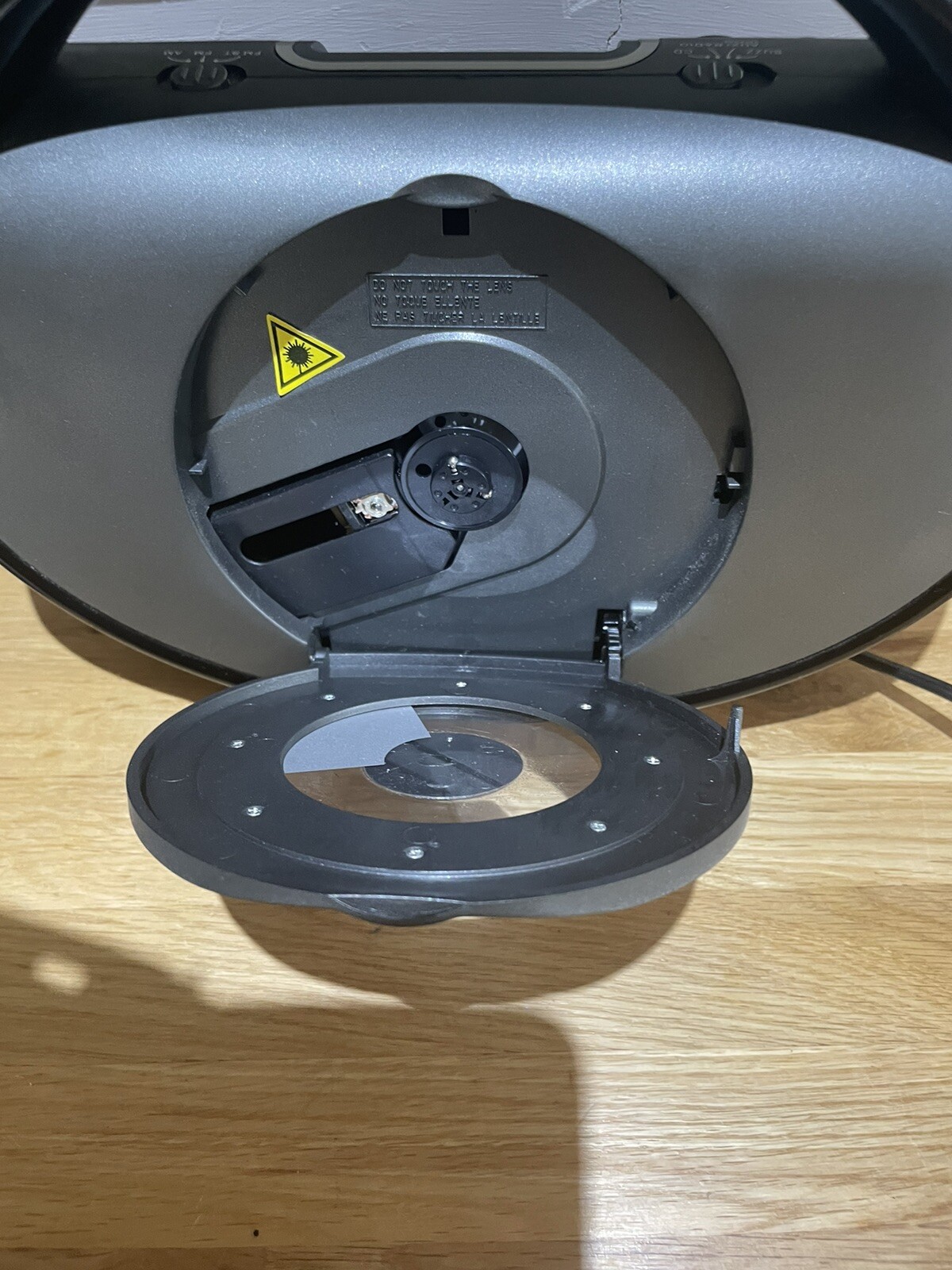 Tevion IP1007UKT Portable Docking Station Ipod CD Player FM Radio Fully