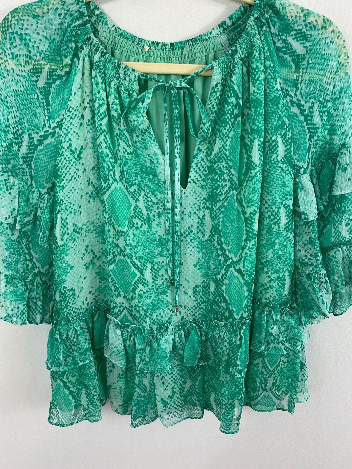 DVF Annabel Python Ruffle Sleeve Silk Blouse Size… - image 5