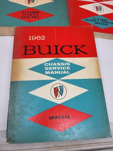 Original Set of 3 1962 Buick Factory Chassis and Body Shop Service Manuals - Picture 4 of 6