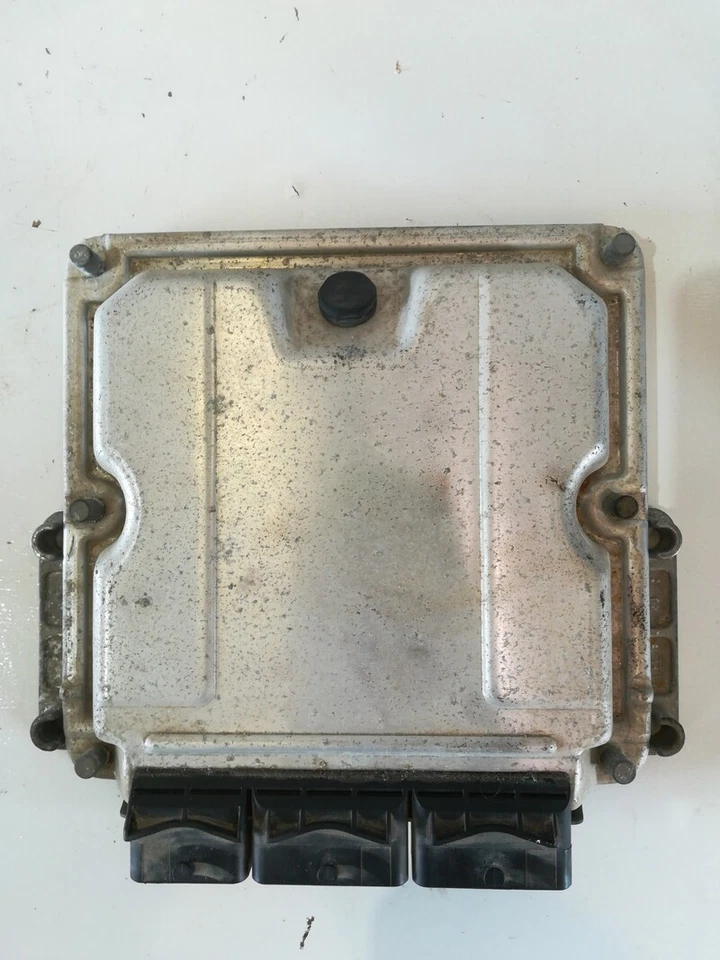 8200309318 centralina motore RENAULT LAGUNA II GRANDTOUR 2.2 DCI KG0F 593980 - Immagine 2 di 4