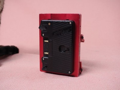 Zacuto Gold Mount Battery Plate Z-RP3 Red Plate and Z-DM3 15mm Rod Mount