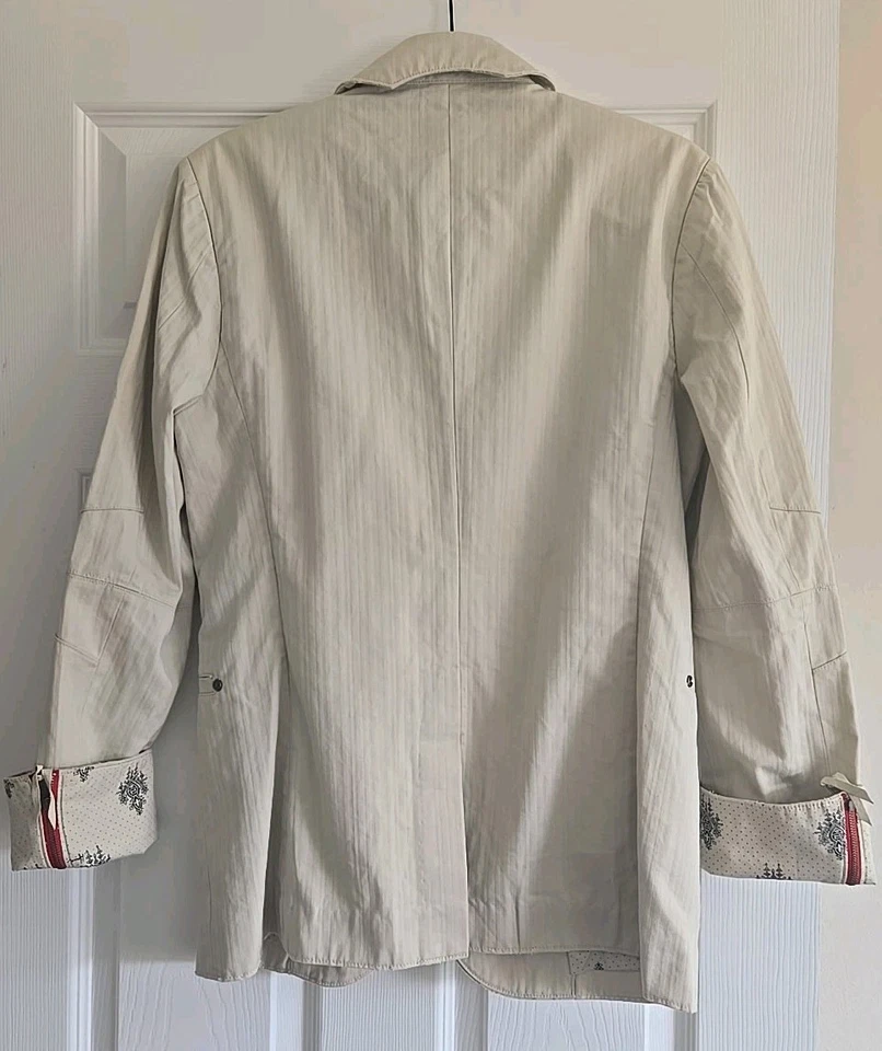 Men's House of Howe  Gothic Ecru Blazer Jacket Size 38  NWT - Image 3 of 4