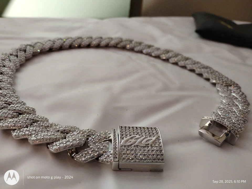 Collar de cadena de eslabones cubanos GLD chapado en oro blanco 6 mm 20 pulgadas Foto 2 de 4