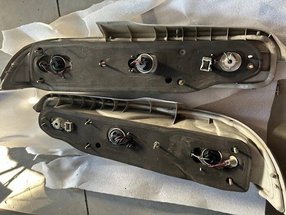 Luces traseras transparentes Acura Integra Foto 4 de 4