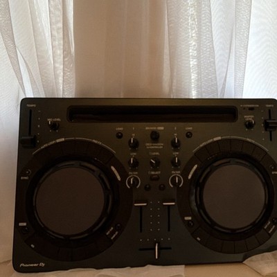 Pioneer DJ DDJ-200 2-Channel 2-Deck Tabletop Controller w/ Pitch Control, Black