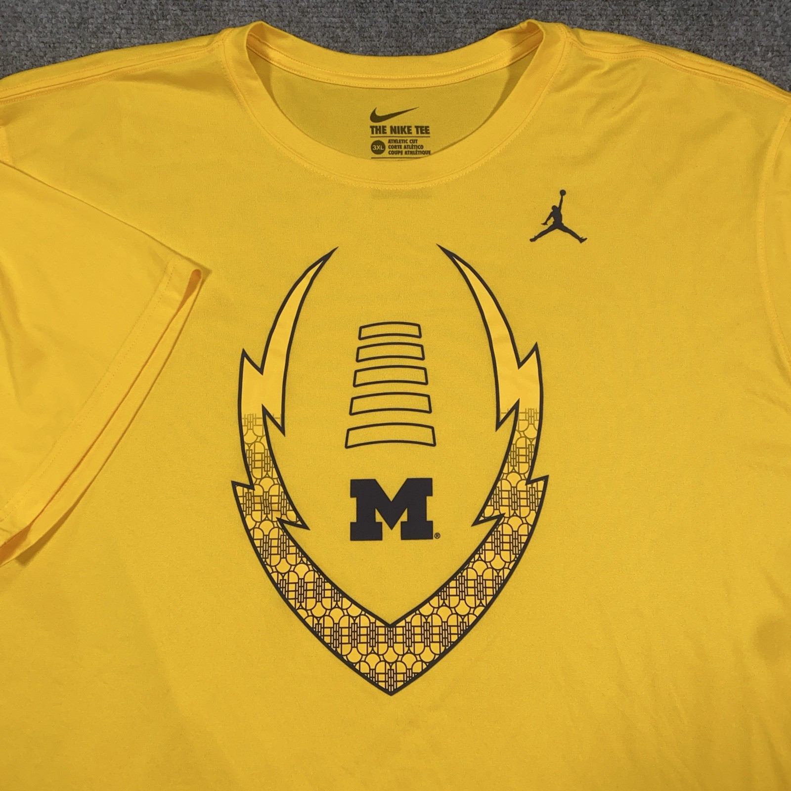 Nike Jordan Michigan Wolverines Football T-Shirt Mens 3XL Yellow Short Sleeve