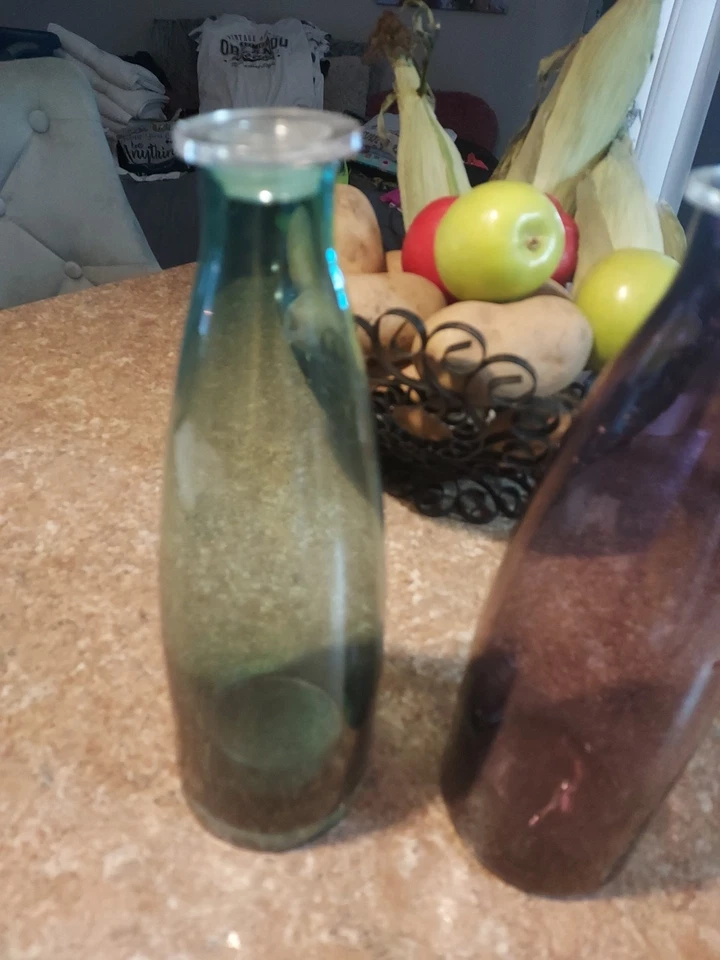 Jarrones de vidrio IKEA MILDRA CHRISTIAN STROMQVIST HECHOS A MANO PÚRPURA Y AZUL RETIRADOS Foto 2 de 4