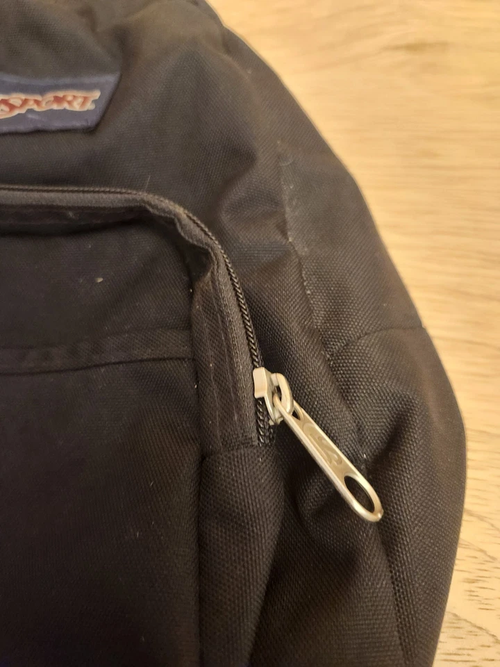 Nuevo con etiquetas JanSport Media Pinta Mini Mochila Bolso de Día Negro Doble Correa Multi Bolsillo Foto 3 de 4