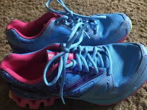 reebok zig zag shoes women