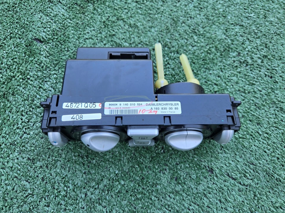 2004 -2008 Chrysler Crossfire aquecedor CA controle climático temperatura fabricante de equipamento original 04-08 - Imagem 2 de 4