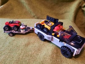 LEGO CITY: ATV Race Team (60148) Truck Trailer 2 Minifigures Books Fast Shipping
