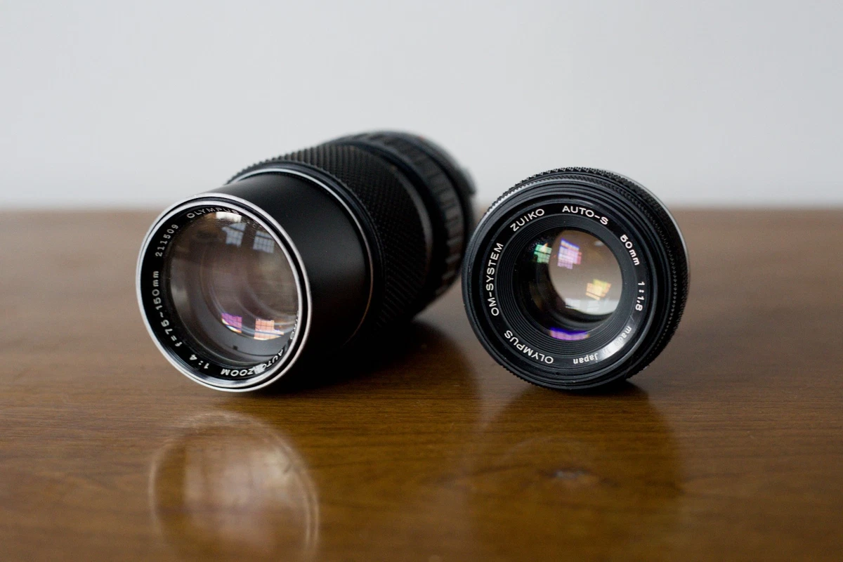 Appareil Photo Olympus OM-1 Noir + Objectif Zuiko 50mm F1.8 - MD - Années 70 - Fonctionnel