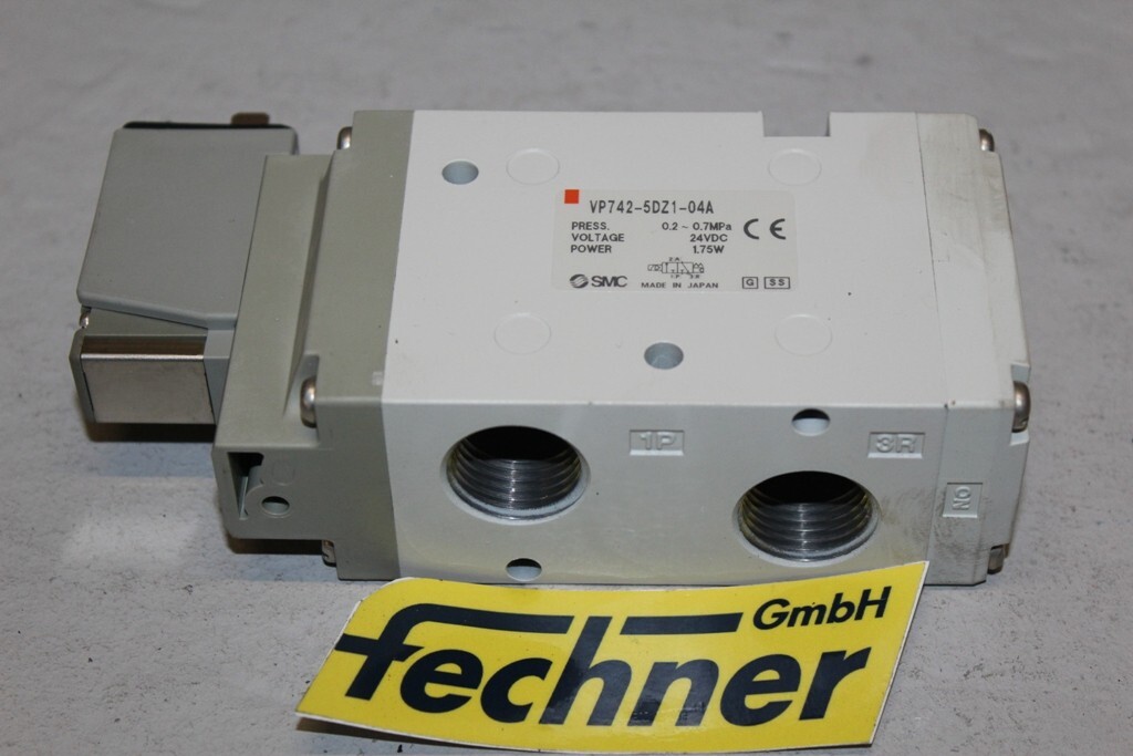 Solenoid Valve YP742-5DZ1-04A Valve New