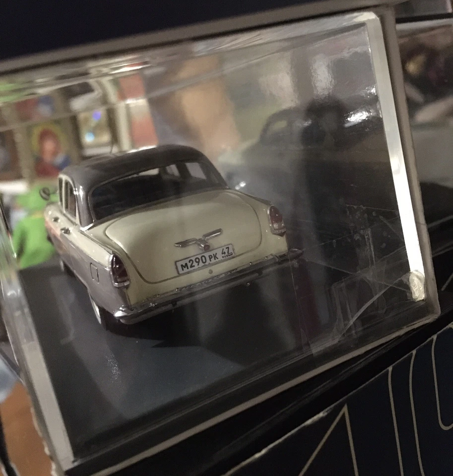 🇺🇦 1:43 Volga GAZ  M21 NEO White Gray 1/43 damaged box / No front number - Image 4 of 4