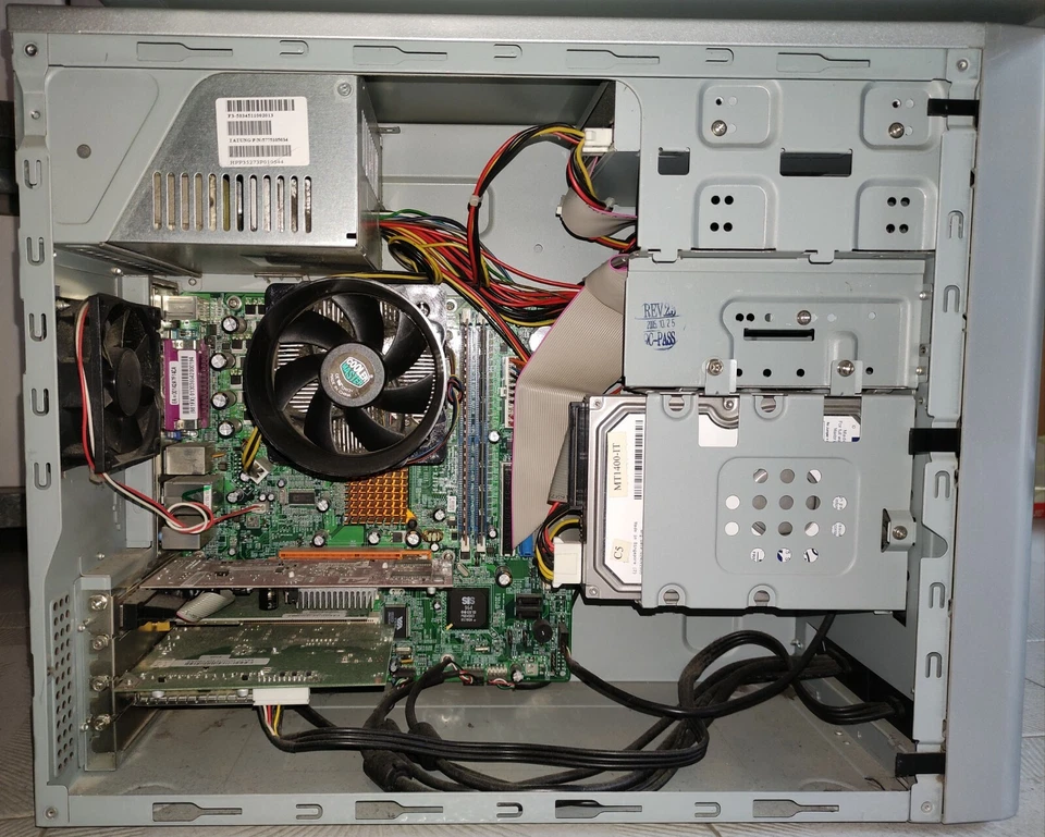 Pc desktop PHILIPS Freevents MT1400, solo unità centrale case pieno - Immagine 4 di 4