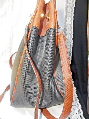 BOTTEGA VENETA MARCO POLO SHOULDER BAG TEXTURED LEATHER BLACK