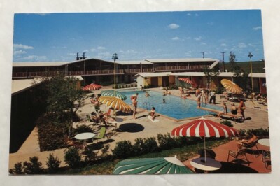 Lido Hotel Courts ''Show Place Of Dallas'' Postcard (E2)