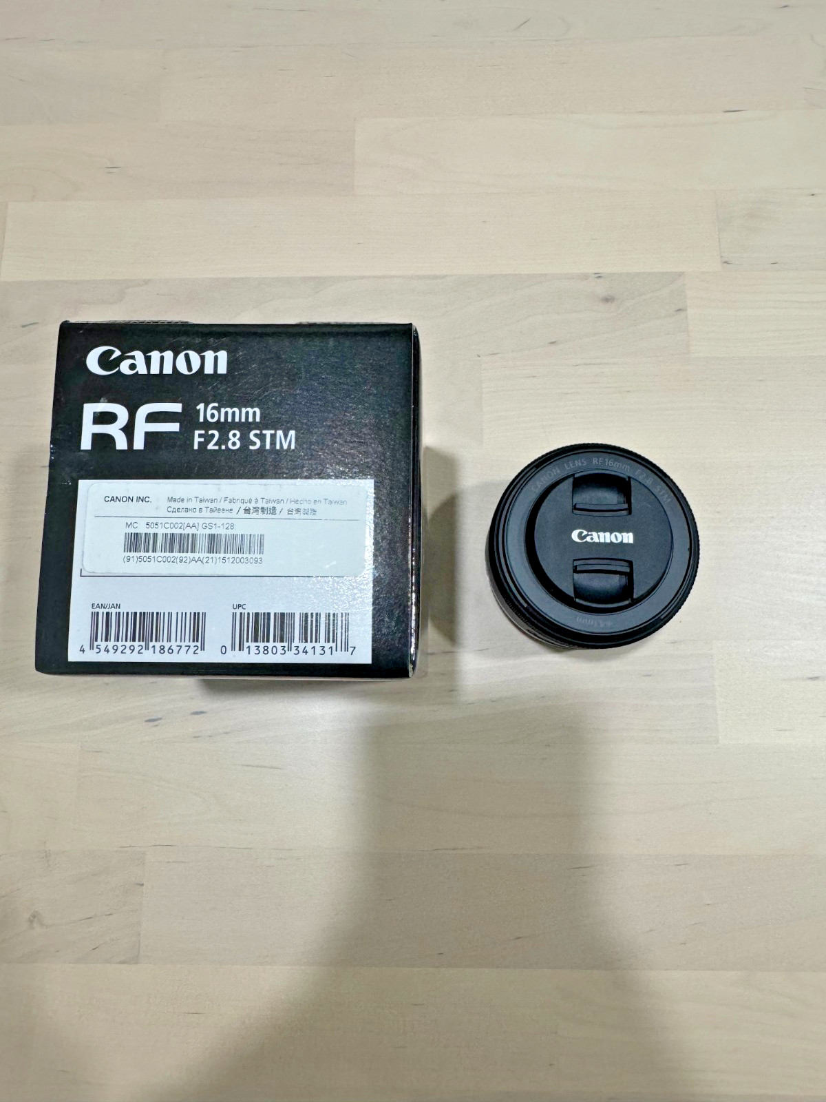Canon RF 16mm f/2.8 STM Ultra Wide-Angle Lens open box