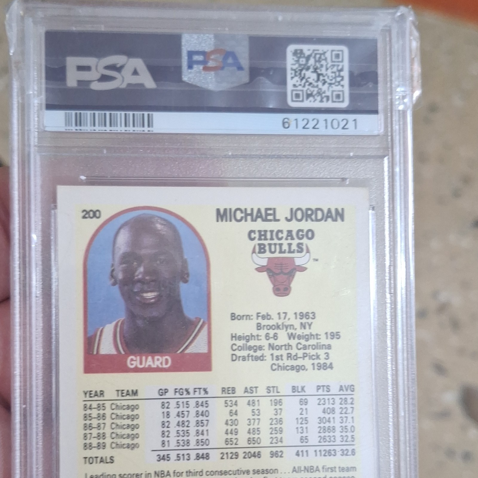 Michael Jordan Chicago Bulls PSA Graded Auto Card Lot (4) Hoops Upper Deck view 8
