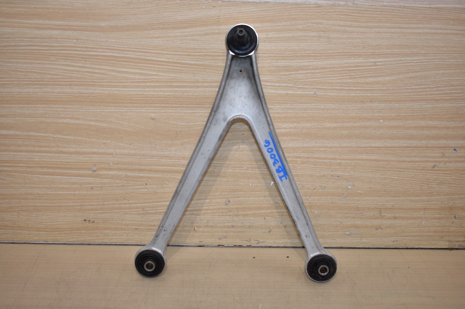 2004 2005 2006 PORSCHE CARRERA GT FRONT SUSPENSION LOWER CONTROL ARM GENUINE OEM