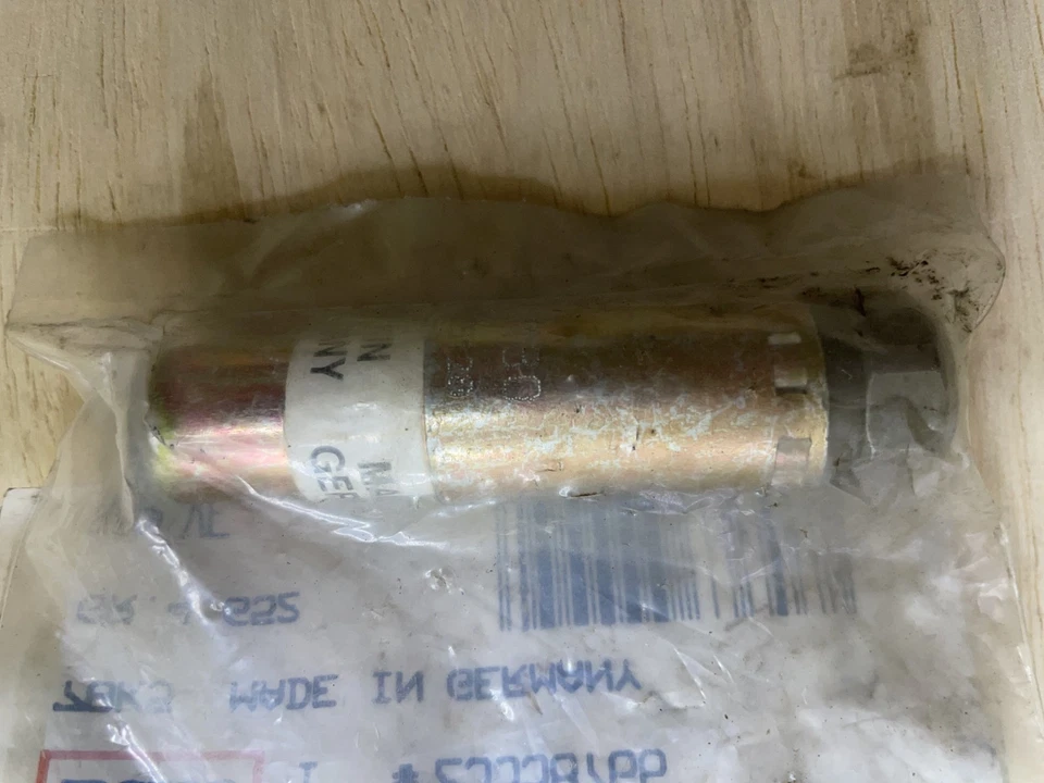 GM OEM Brass Brake Proportioning Valve 1992-1996 Park Avenue 98 Lesabre 25558766 - Изображение 3 из 3