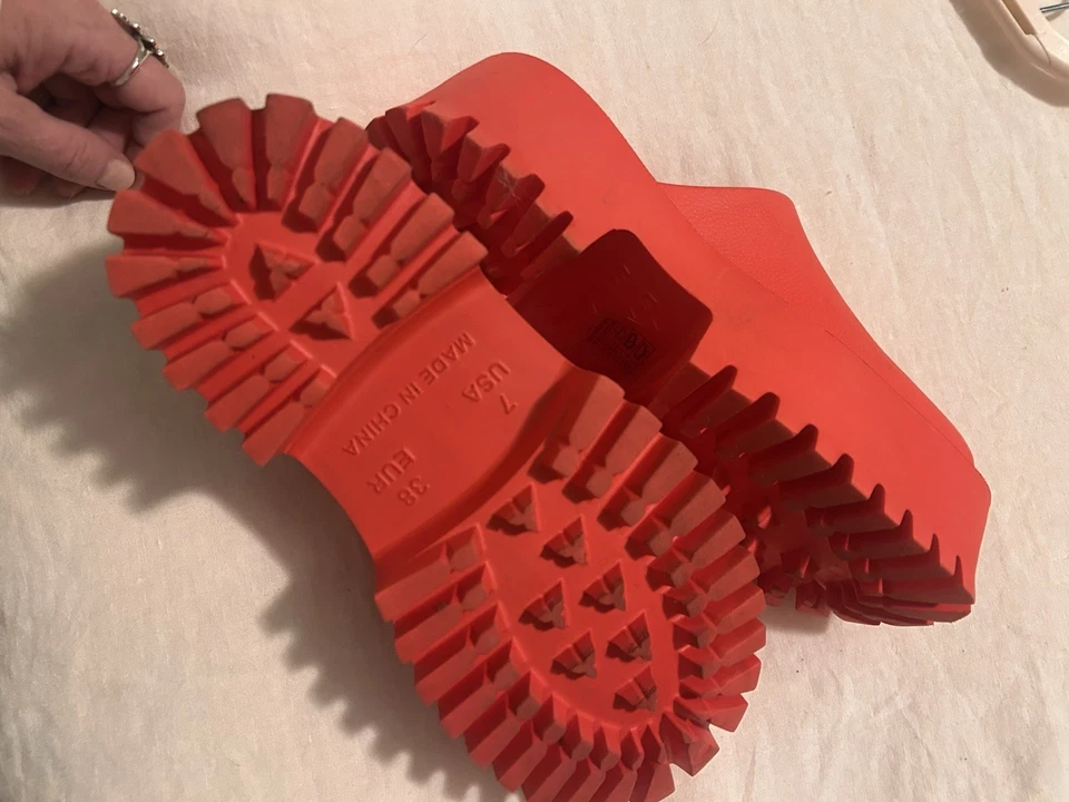 Zuecos Jeffrey Campbell Gruesos Plataforma Rojo Sin Cordones | Etiquetado Talla: 7 Foto 4 de 4