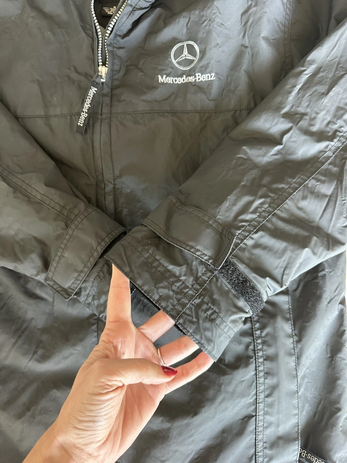 Mercedes-Benz Men's Black Hooded Full-Zip Windbreaker Jacket Logo Small image 7