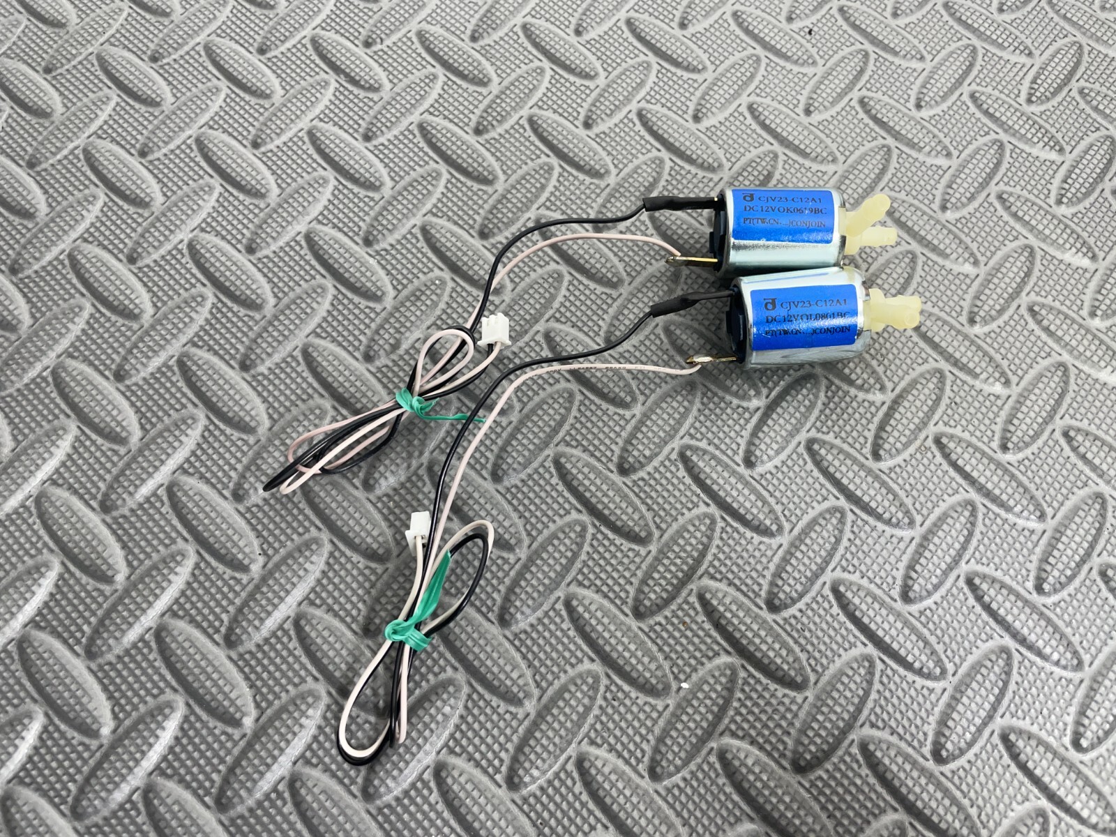 2 Keurig CJV23-C12A1 Micro Pneumatic Solenoid Air Water Valve Pump Motor Parts