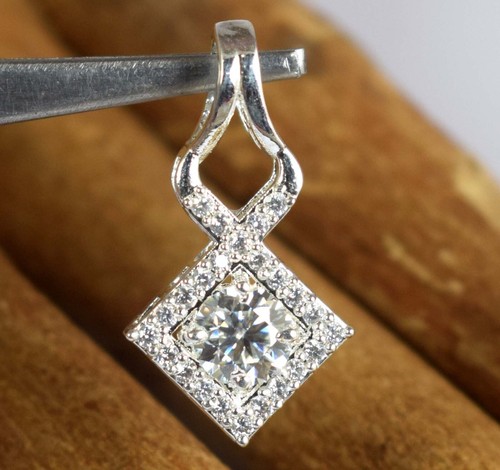 Diamante Solitario 1.06 Bianco Carati Taglio Rotondo Certificato Ciondolo Gift A - Foto 2 di 6
