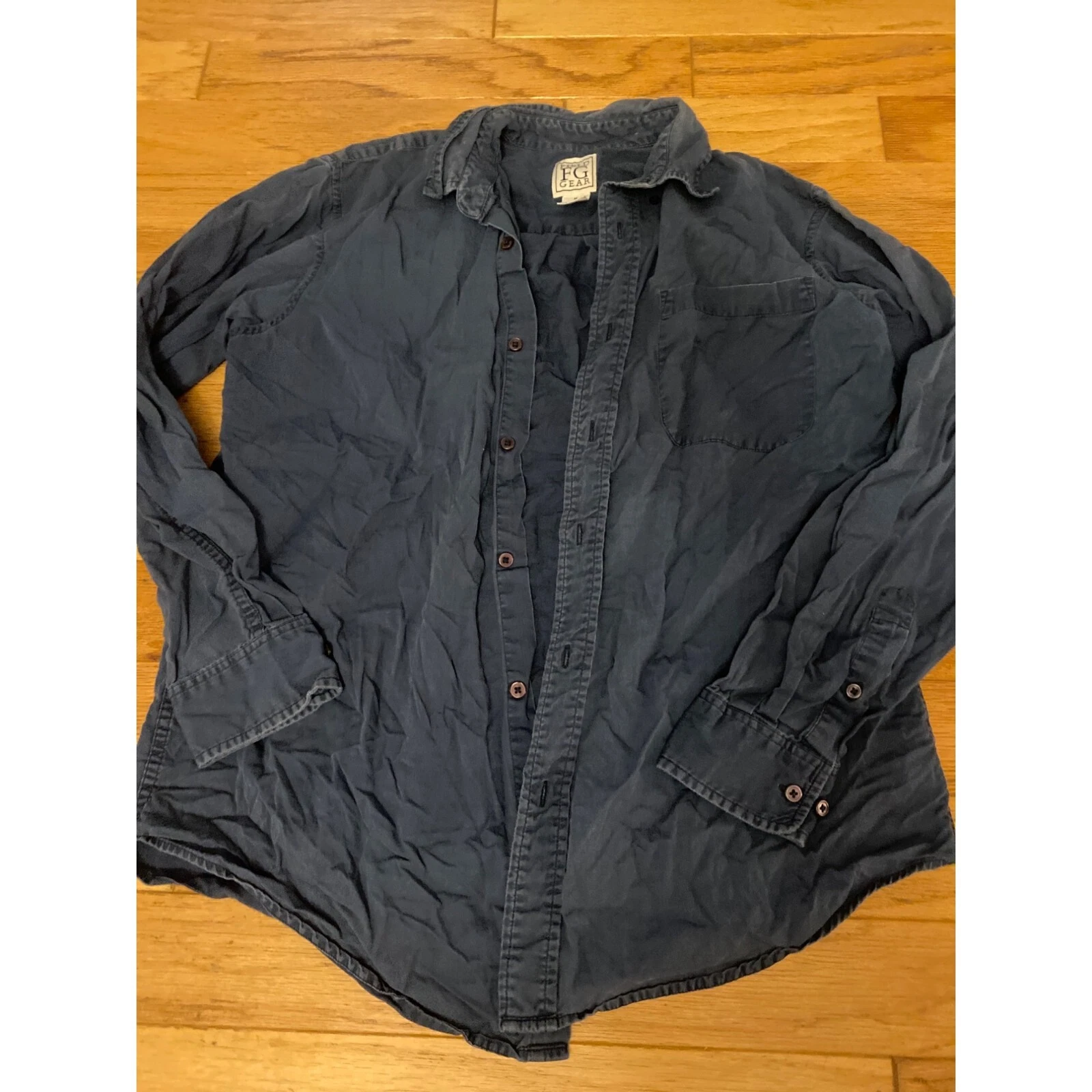 Field Gear Men's dark blue Long Sleeve Cotton Button-Up collared relaxed Shirt M