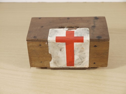 Caja de colección de dinero benéfico de madera vintage 7 cm x 13 cm