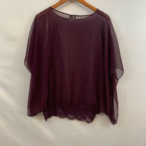 Love Potion Womens Burgundy Sleeveless Round Neck Lace Blouse Top Size Medium - Picture 2 of 9