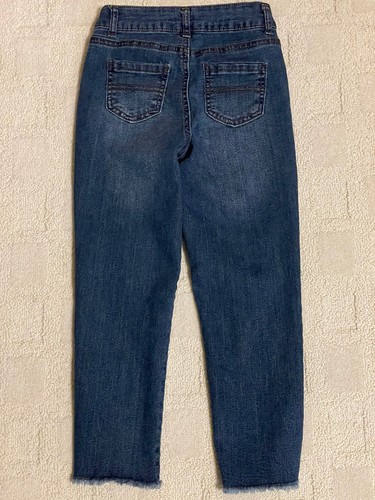 Little Girls Size 8 EPIC THREADS Ankle Straight Frayed-Hem Faded Denim Jeans - Picture 7 of 10