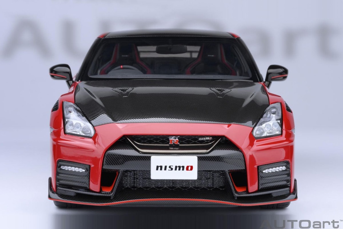 AUTOart 1/18 Nissan GT-R R35 Nismo Special Edition Vibrant Red